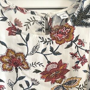 EUC Old Navy Printed High-Neck Tank Top, size L